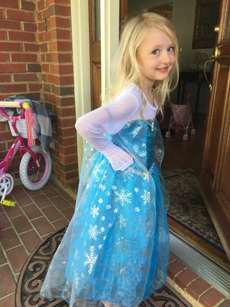 PRINCESS DRESS UP